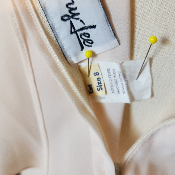 Vintage 70s Henry Lee Ivory Dress Size 8 - Picture 7 of 7